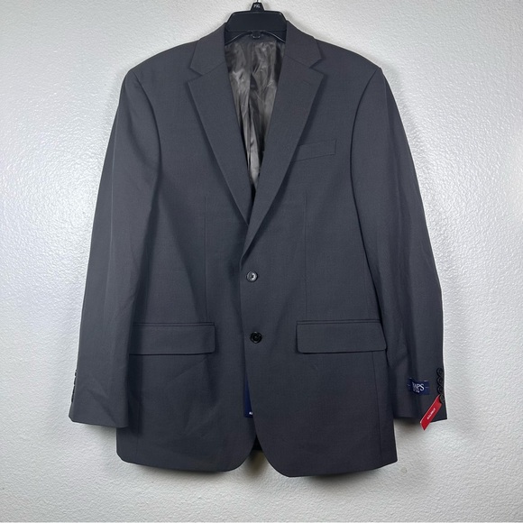 Chaps‎ Charcoal Suit